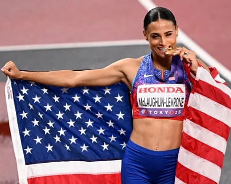 The American sprinter runs speediest female 400m in 40 years to claim gold