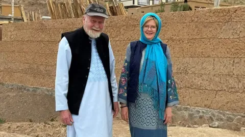 UK Pair Detained by Taliban for Months At Last Freed from Prison
